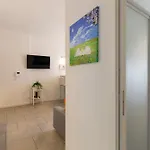 Massarent House - Gambara M1 Апартаменты
