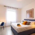 Massarent House - Gambara M1 Милан