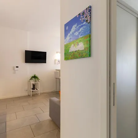 Massarent House - Gambara M1 Apartment